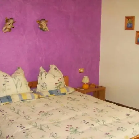 Сasa de vacaciones 104851 - House In *